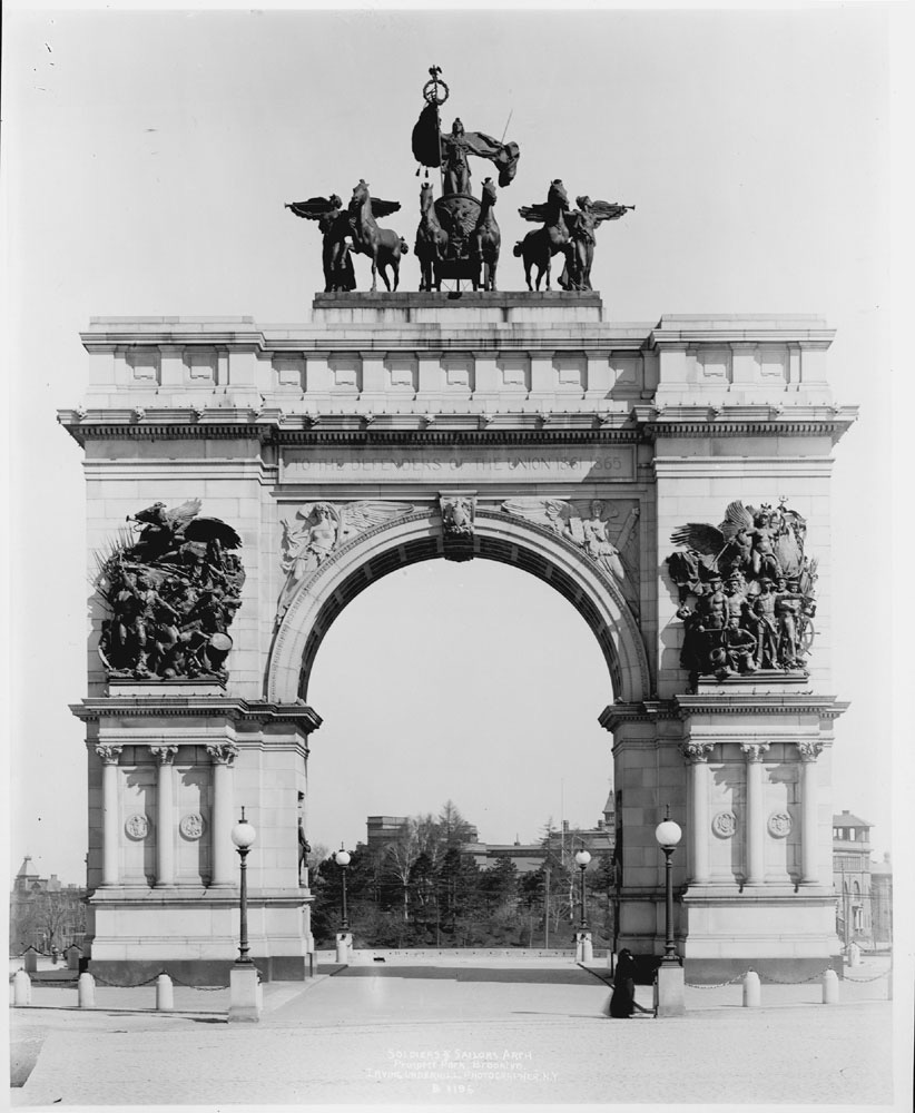 Soldiers' and Sailors' Memorial Arch